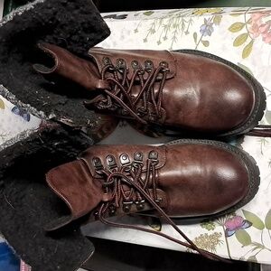 NWOT London Rag combat boot lace up bootie brown purple maroon